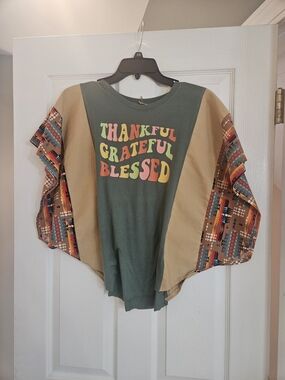 Upcycled Thankful Grateful Blessed Women's Green Graphic Top